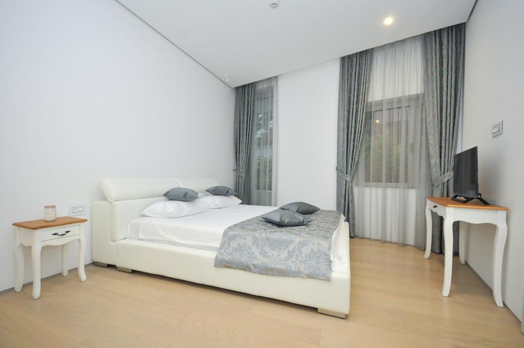 Duklej Apartment Lux ブドヴァ エクステリア 写真